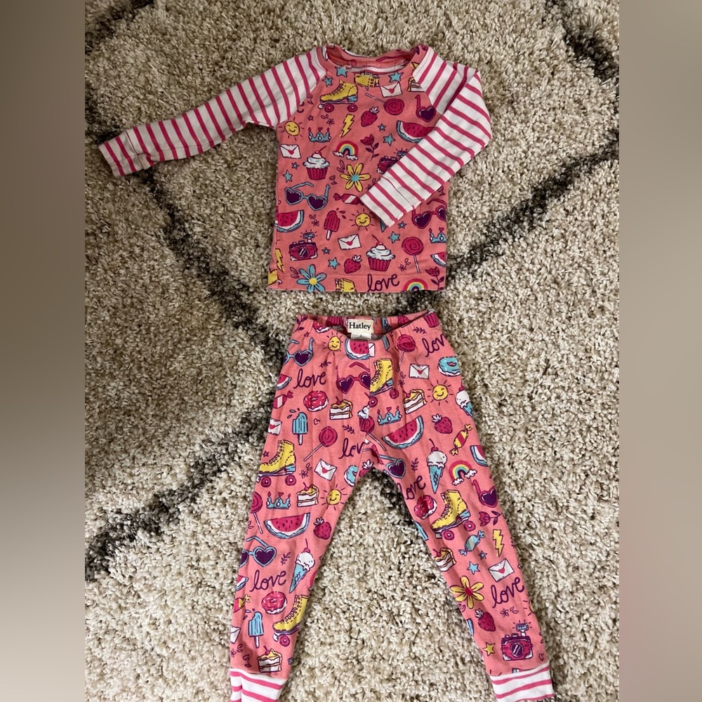 Hatley Toddler PJS. Size 2.